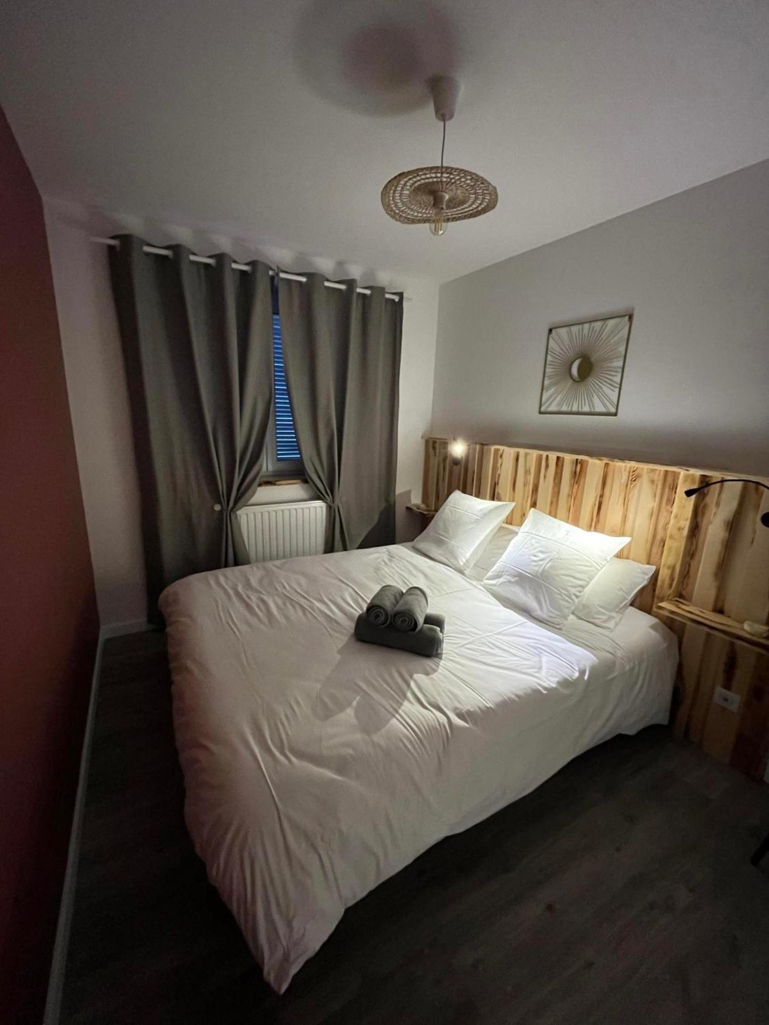 Grand Gite Des Pins Chaumousey Екстер'єр фото